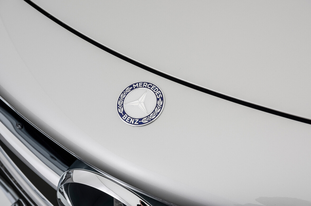 300 SL GULLWING(W 198) งานฝีมือรีสโตร์จากผลงาน BRABUS CLASSIC 6-STAR