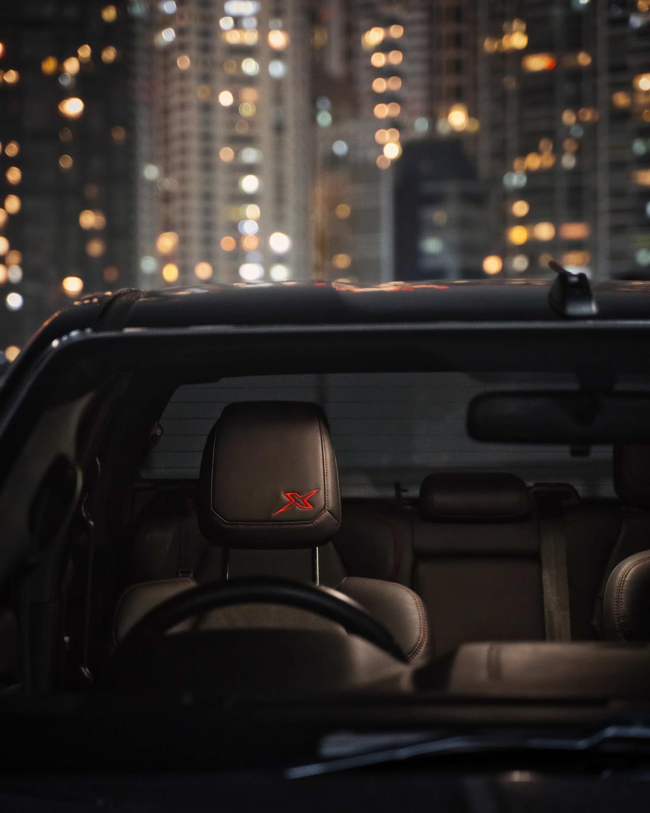 ท่องราตรียามค่ำคืนของกรุงเทพกับมุมมองแปลกใหม่ไปกับ NEW ISUZU X-SERIES รุ่น HI-Lander
