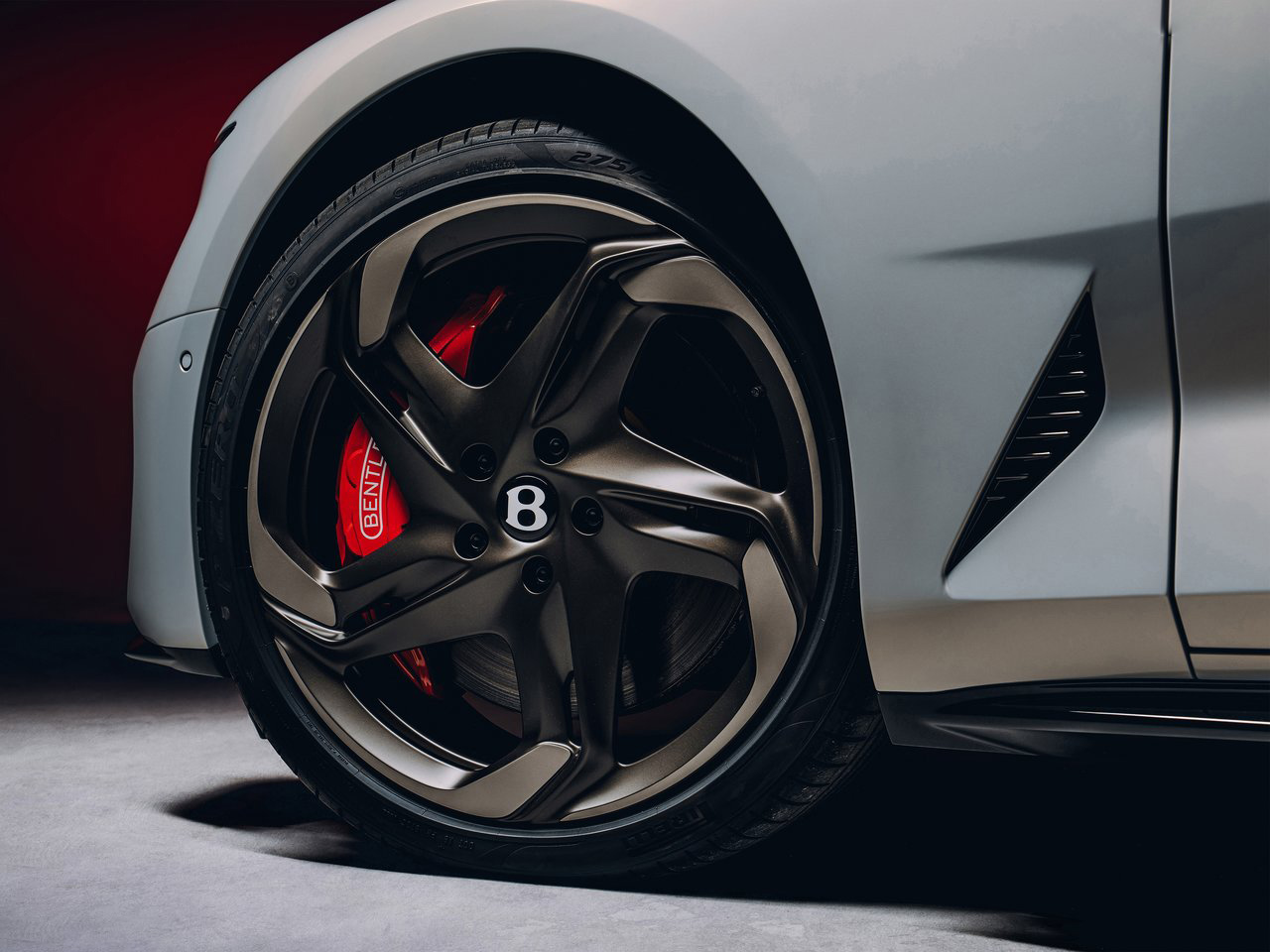 Bentley Mulliner Batur คูเป้สองประตูรุ่นใหม่สร้างจำกัดเพียง 18 คัน จุดเริ่มต้นของการปฏิวัติการออกแบบที่ Bentley เคยมีมา