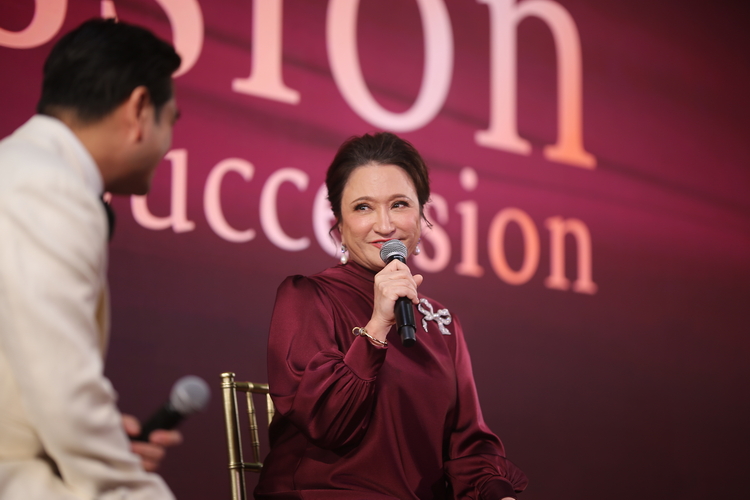Passion Driven Succession - มาริสา สุโกศล หนุนภักดี และคุณกฤษดา สุโกศล แคลปป์ ร่วมพูดคุยถึง เรื่องราวที่เป็นเอกลักษณ์โดดเด่นของครอบครัวสุโกศล ในการบริหารธุรกิจโรงแรม ผสานกันกับ Passion ของสมาชิกครอบครัวที่มีจุดเด่นแตกต่างกัน และประสบความสำเร็จได้รับรางวัลระดับโลกมากมาย