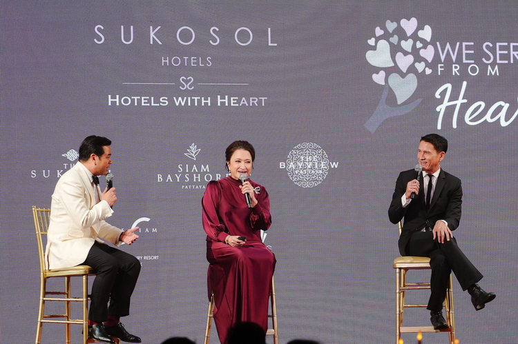Passion Driven Succession - มาริสา สุโกศล หนุนภักดี และคุณกฤษดา สุโกศล แคลปป์ ร่วมพูดคุยถึง เรื่องราวที่เป็นเอกลักษณ์โดดเด่นของครอบครัวสุโกศล ในการบริหารธุรกิจโรงแรม ผสานกันกับ Passion ของสมาชิกครอบครัวที่มีจุดเด่นแตกต่างกัน และประสบความสำเร็จได้รับรางวัลระดับโลกมากมาย