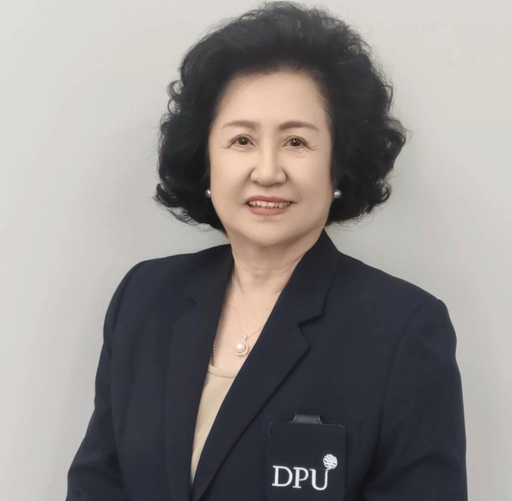 รศ.ดร.ดรุณี รุจกรกานต์ คณบดีวิทยาลัยพยาบาลศาสตร์ มหาวิทยาลัยธุรกิจบัณฑิตย์