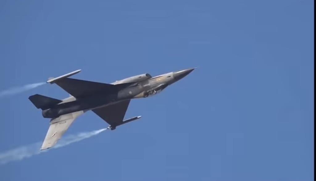 ภาพจากในคลิปเพจ RTAF News