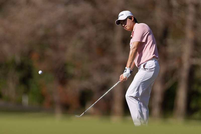 จุงฮุน วัง จากเกาหลีใต้ นำเดี่ยวที่ 5 อันเดอร์พาร์ 65 (ภาพ: Asian Tour) 