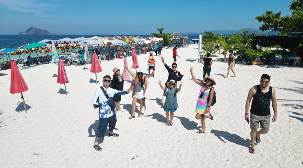 อันซีนพังงา เกาะไข่ใน ทะเลสวยใส หาดทรายขาวเนียน (ภาพ : อโนทัย งานดี) 