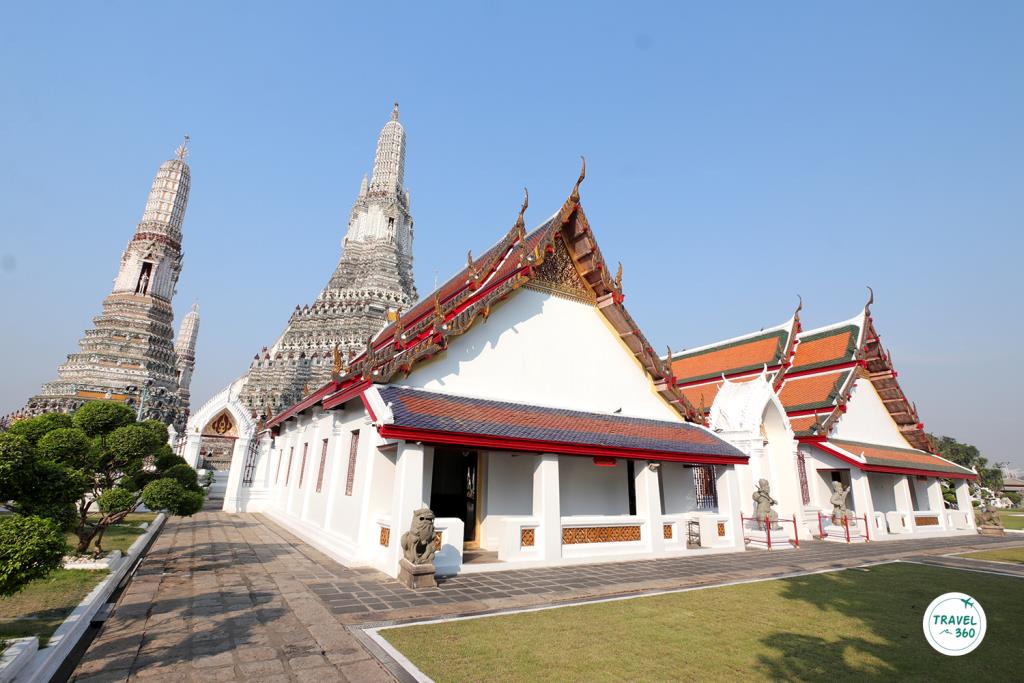 โบสถ์น้อย และวิหารน้อย