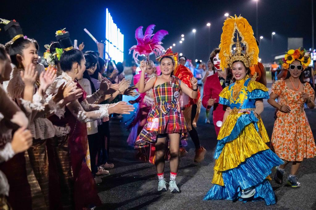 งานวิ่งที่มีสีสันและสนุกที่สุดอันดับหนึ่งของไทย