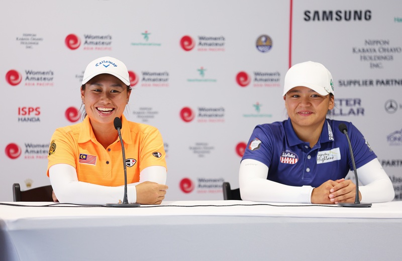  เจเนธ วอง แชมป์ปีที่แล้วจากมาเลเซีย และ ริแอนน์ มาลิซี่ มือ 21 โลกจากฟิลิปปินส์ (ภาพ: R&A)