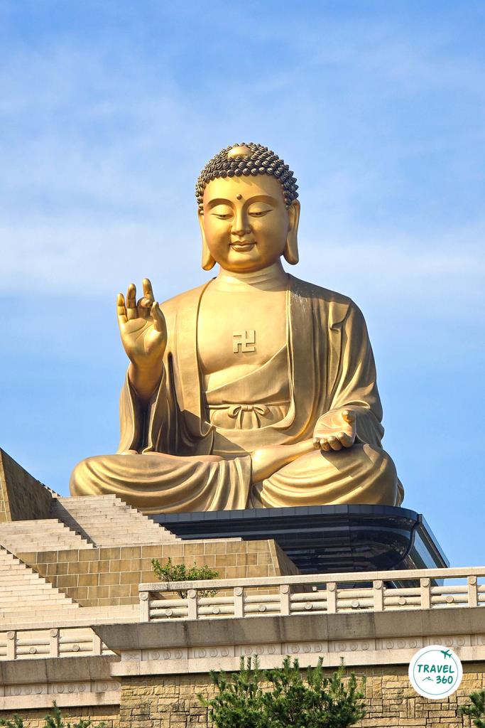 พระใหญ่โฝกวงซาน