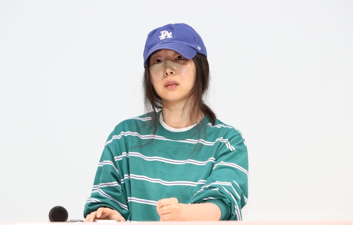 มิน ฮีจิน อดีตซีอีโอค่าย ADOR ผู้ประกาศยินดีสละเงิน 25.6 พันล้านวอน หาก HYBE ถอนฟ้องทั้งหมด
