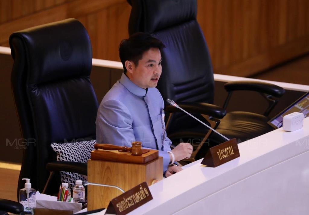 ภราดร ปริศนานันทกุล