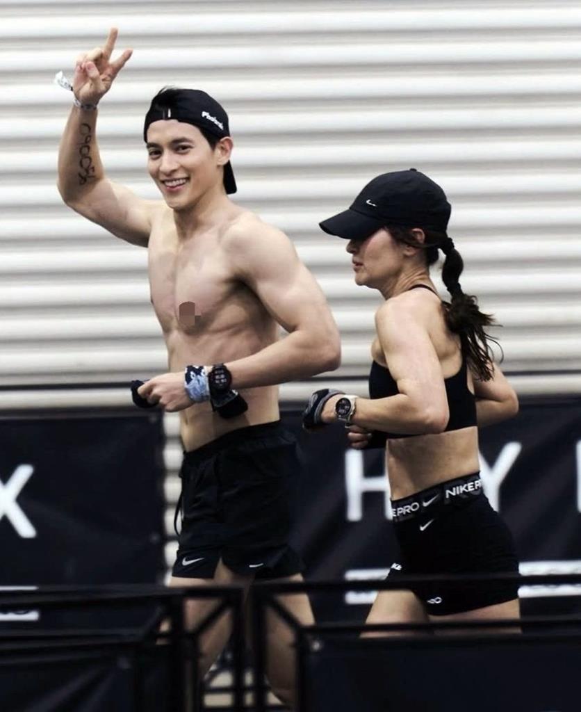 เจมส์ จิรายุ 