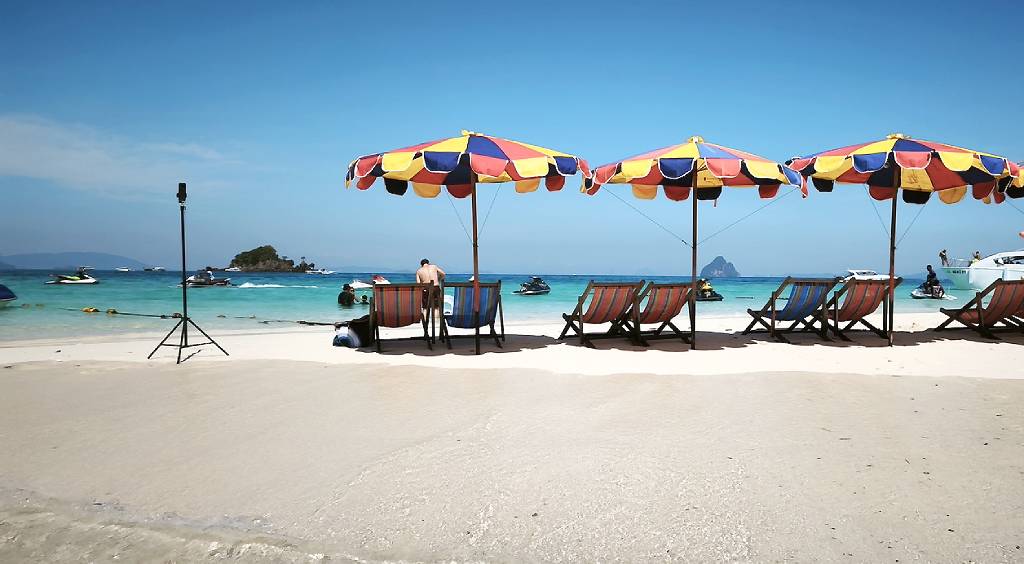 เกาะไข่นอก (ภาพ : อโนทัย งานดี) 