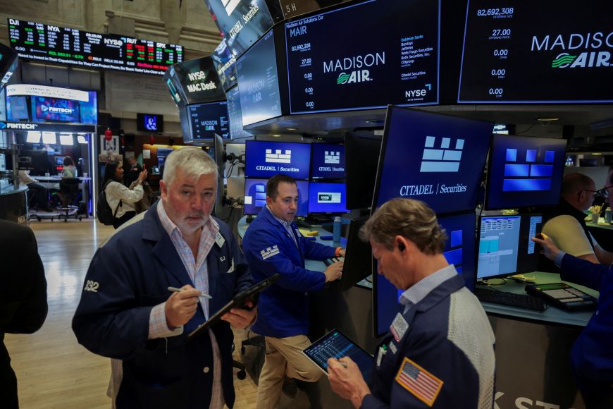 น้ำมันขึ้นแรง $4 ไม่วางใจเจรจาสันติภาพ US-อิหร่าน แต่หุ้นสหรัฐฯปิดบวกและทองคำทรงตัว