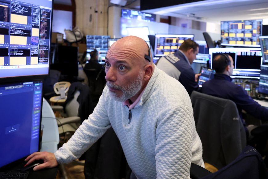 น้ำมันขึ้น $5 หลัง US-อิหร่านส่อล้มโต๊ะเจรจา หุ้นสหรัฐฯปิดลบและทองลง