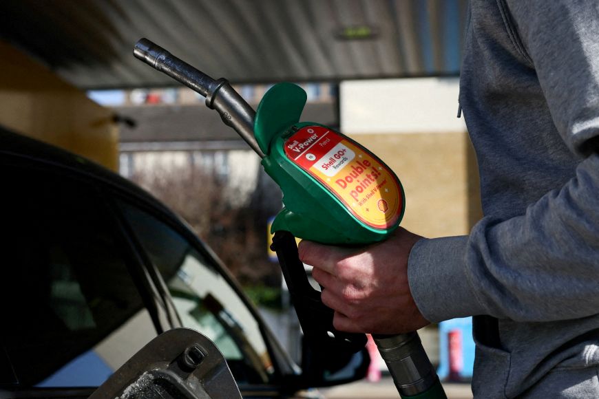 ปั่นป่วน! US และ UK เจอวิกฤตศีลธรรม คดี 'เติมแล้วหนี-เจาะถังขโมยน้ำมัน' พุ่ง หลังราคาเชื้อเพลิงสูงลิ่ว