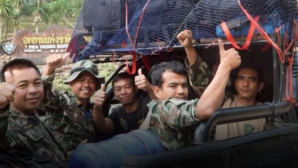 กราบหัวใจเจ้าหน้าที่! ฮีโร่ 30 ชีวิต สู้ศึกดับไฟป่าเชียงใหม่ 15 วันรวด จนภารกิจสำเร็จ