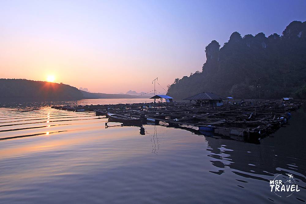 บ้านโคกไครชุมชนริมคลองมะรุ่ย