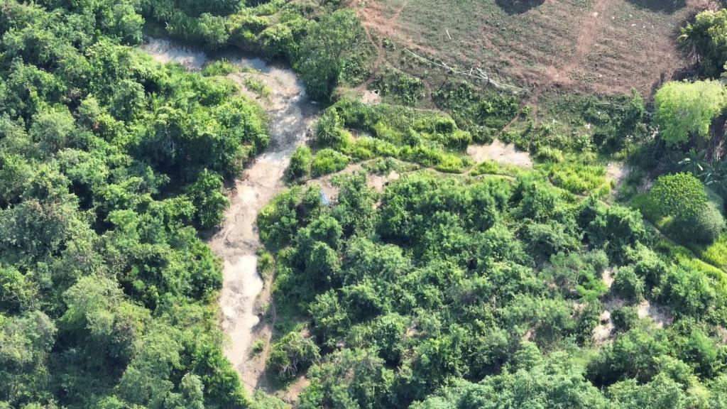 ทัพภาคที่ 1 แจงเขมรลอบเปลี่ยนเส้นทางน้ำรุกล้ำพื้นที่ อ.คลองหาด ปรับคืนตามแนวเดิมแล้ว เตรียมยื่นประท้วง บินโดรนลาดตระเวน