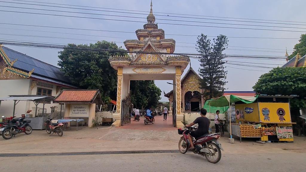 ศรัทธาชาวแม่พริกฮือปิดวัดฯ!ค้านอาศรมดังเชียงใหม่ อ้างพินัยกรรมย้ายสรีระครูบาดังลำปาง