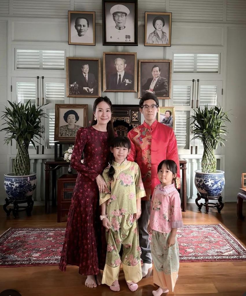 น้องปอนโยและน้องไรซ่ากับครอบครัว