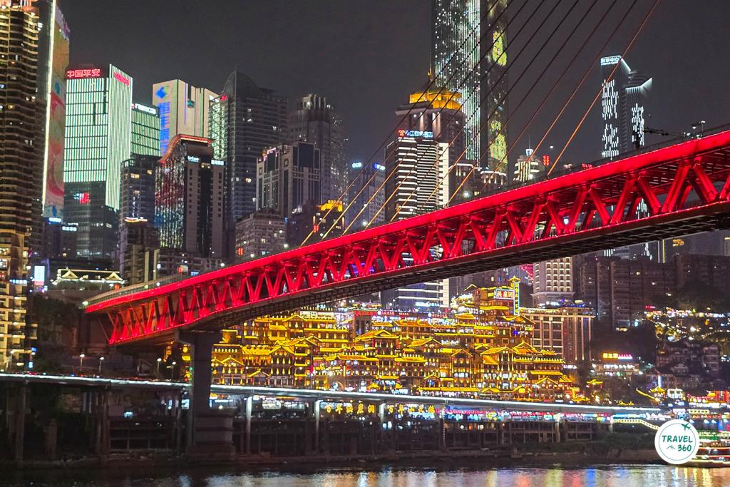 หงหยาต้ง กับสะพาน Qiansimen