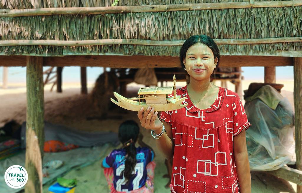 งานแฮนด์เมด เรือก่าบางจำลอง 