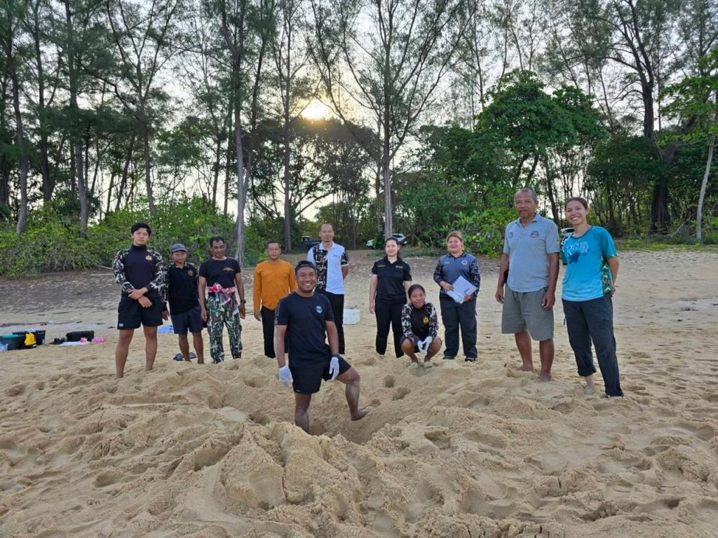 ภาพจาก อช.เขาลำปี-หาดท้ายเหมือง 