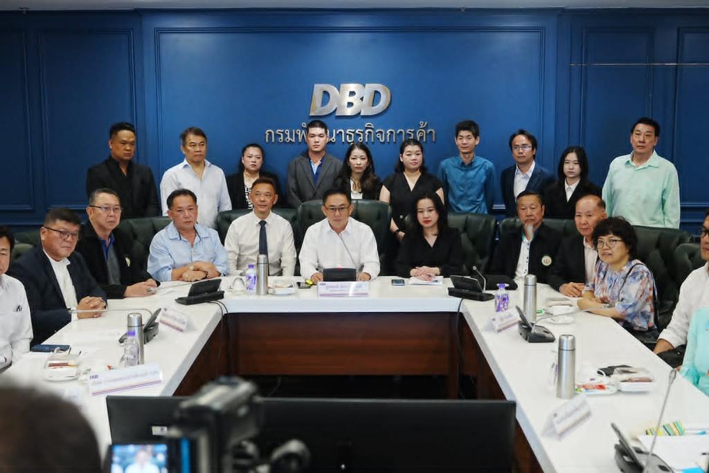 กรมพัฒน์ผนึกห้างท้องถิ่น 800 สาขา ลดราคาสินค้า 25-60% ช่วยค่าครองชีพคนไทย