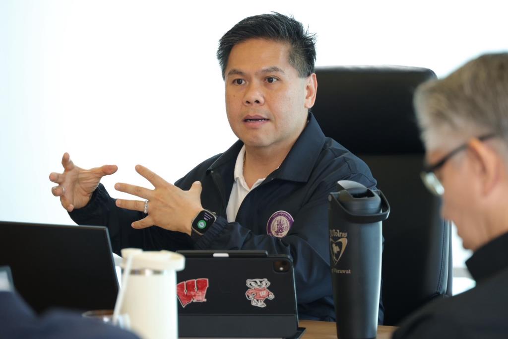 “วราวุธ”ขับเคลื่อนกนอ.ภายใต้ ONE MIND ตอกย้ำโครงการแลนด์บริดจ์ต้องรอบคอบ