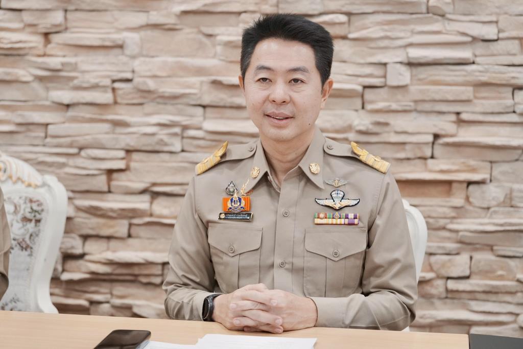  นายปรเมศวร์ งามพิเชษฐ์ นายกเมืองพัทยา