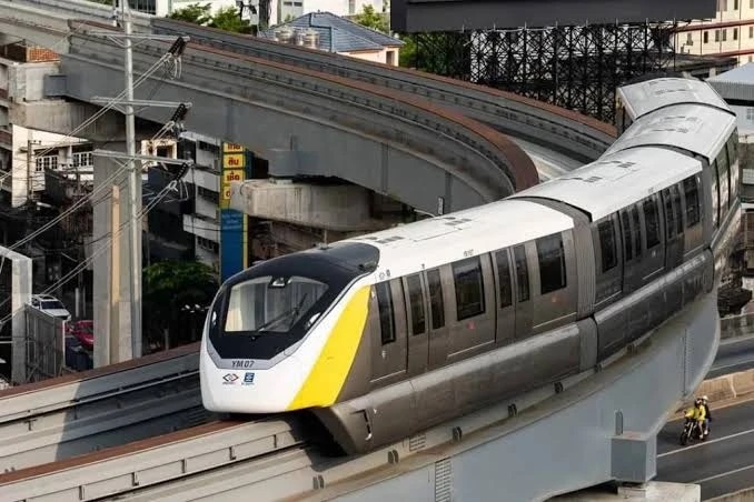 รถไฟฟ้าสีเหลืองเปลี่ยนล้อชุดใหม่ครบ 30 ขบวนแล้ว “สีชมพู”เหลือ 27 ขบวน เสร็จในก.ค.นี้เพิ่มล็อก 2 ชั้นกันหลุด