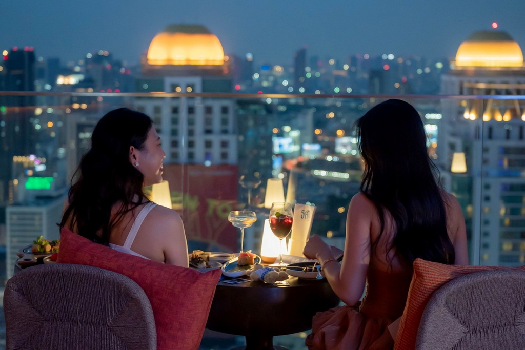 ศูนย์การค้าแพลทินัม มอบรางวัลช้อปฟรีพร้อมดินเนอร์สุดเอ็กซ์คลูซีฟ “Platinum Summer Glow Dine at Sato San”
