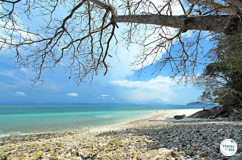 หาดหินเกาะค้างคาว