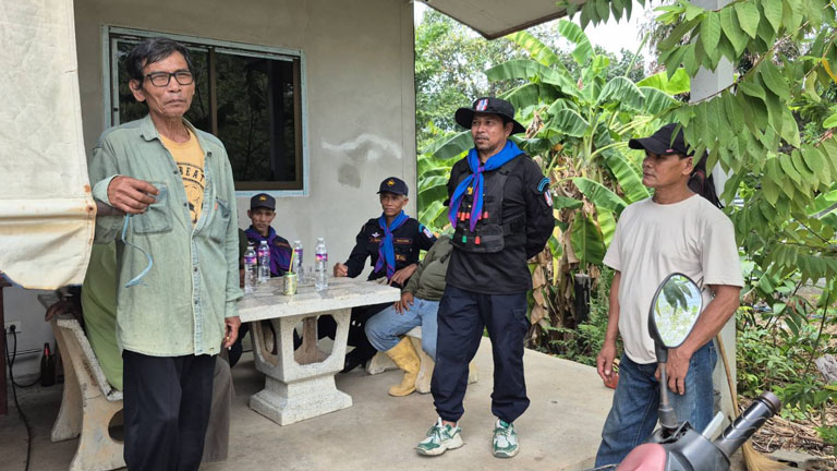 Buriram frog hunter flees 10 armed Cambodian soldiers inside Thai territory | News by Thaiger