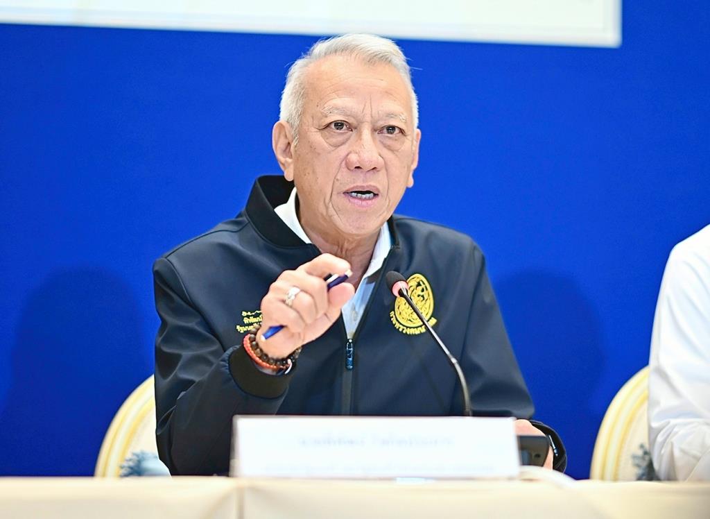 พิพัฒน์ รัชกิจประการ