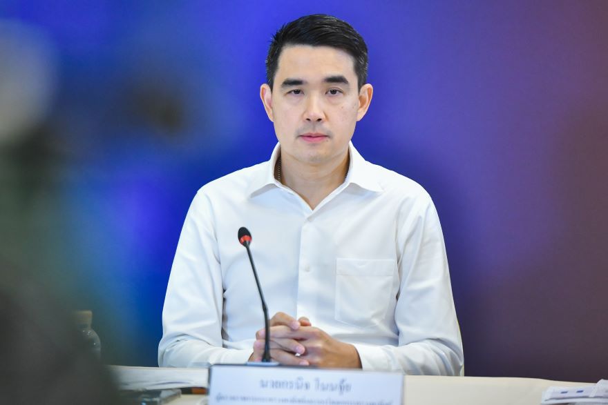 “พาณิชย์”ลงพื้นที่ฟังปัญหาชาวนาพิจิตร หลังมีข่าวข้าวราคาตก ยันพร้อมดูแล
