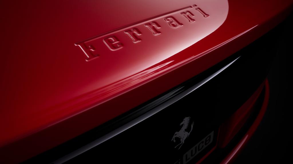 Ferrari Luce เครดิต Ferrari