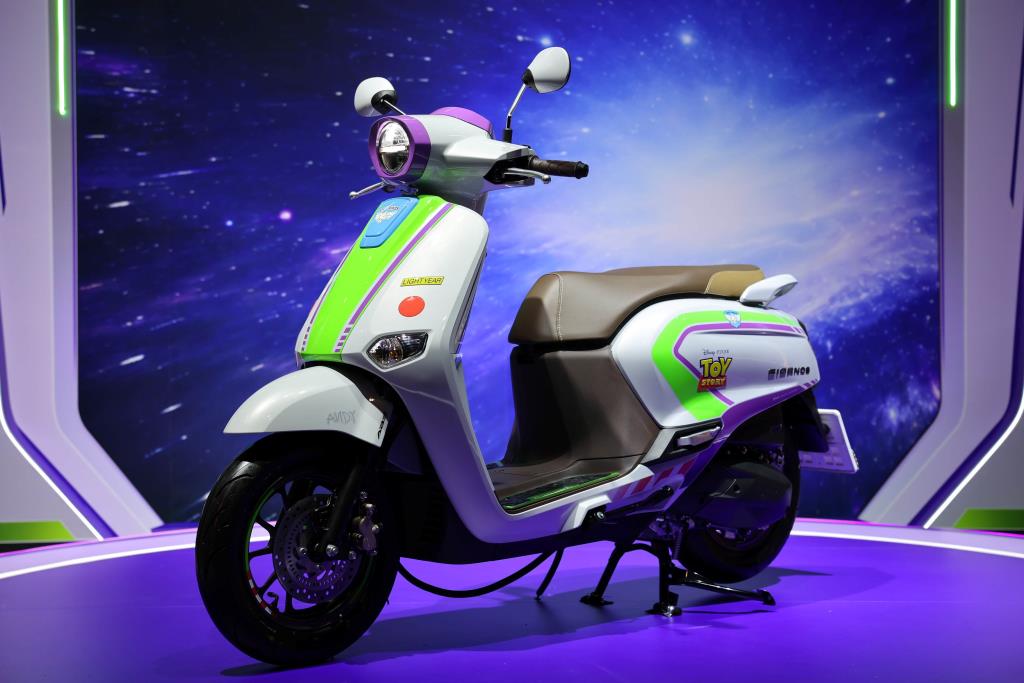 New Honda Giorno+ BUZZ LIGHTYEAR Limited Edition