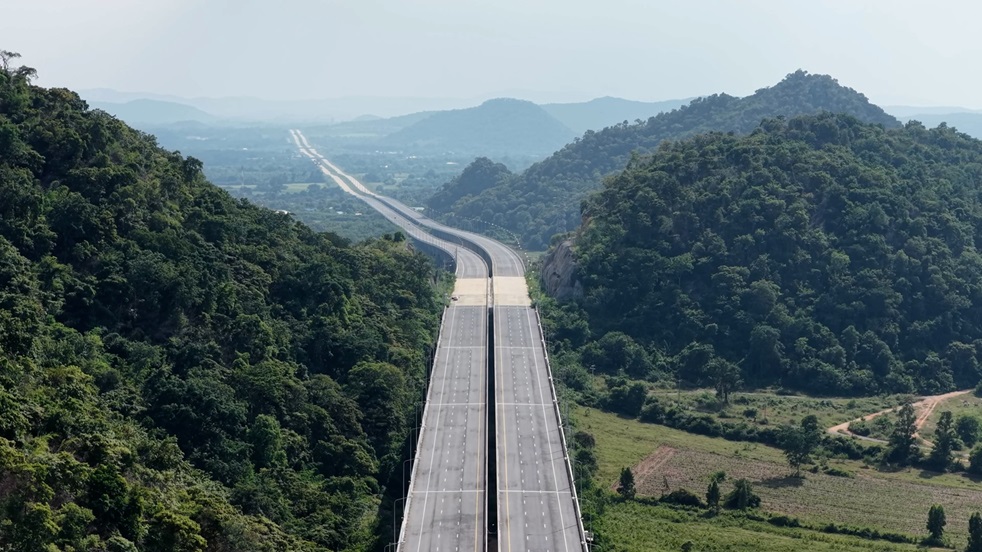 ยืนยันเปิดใช้ฟรี! มอเตอร์เวย์ M 6 บางปะอิน–ปากช่อง  21 ส.ค.69 ทุกศุกร์-เสาร์-อาทิตย์ เข้าออกด่านไหนได้บ้างเช็กเลย