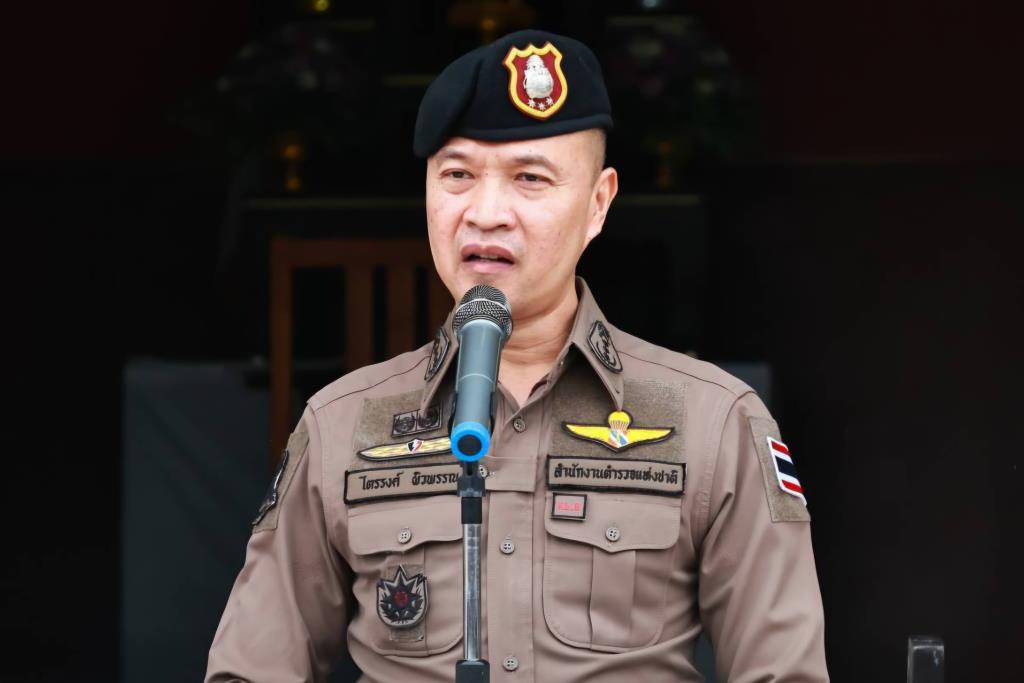 พล.ต.ท.ไตรรงค์ ผิวพรรณ โฆษก ตร.