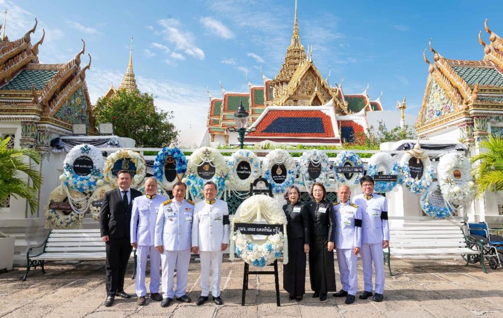 เดอะ แพลทินัม กรุ๊ป และกลุ่มบริษัทในเครือ ร่วมเป็นเจ้าภาพบำเพ็ญกุศลถวายพระบรมศพ “สมเด็จพระพันปีหลวง”