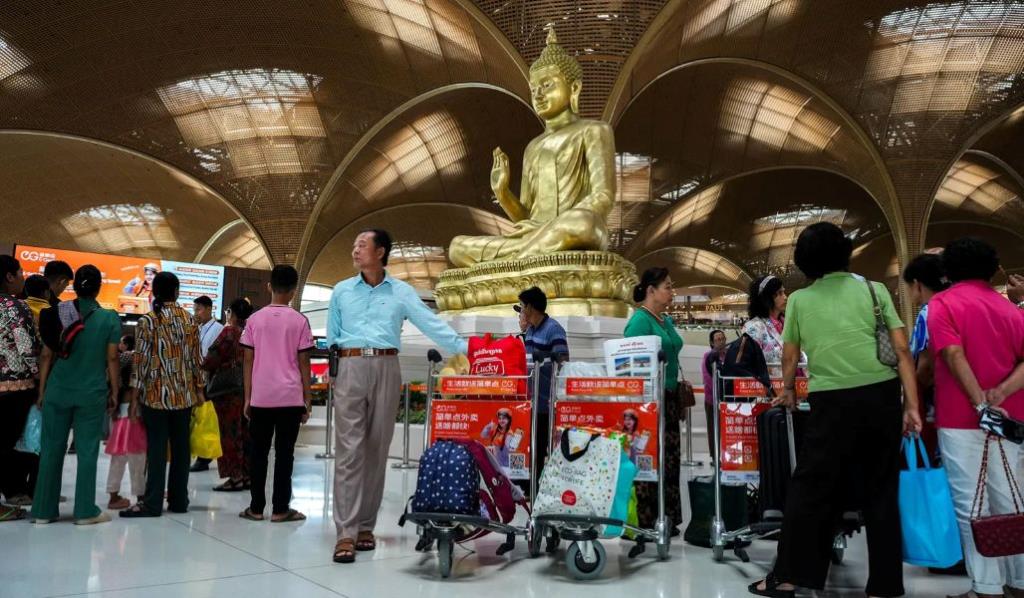 ใครก็ได้ช่วยที! เขมรดิ้นรนสุดตัว เสนอจ่ายเงินสายการบินสูงสุด 2 ล้าน ช่วยโปรโมทท่องเที่ยวกัมพูชา