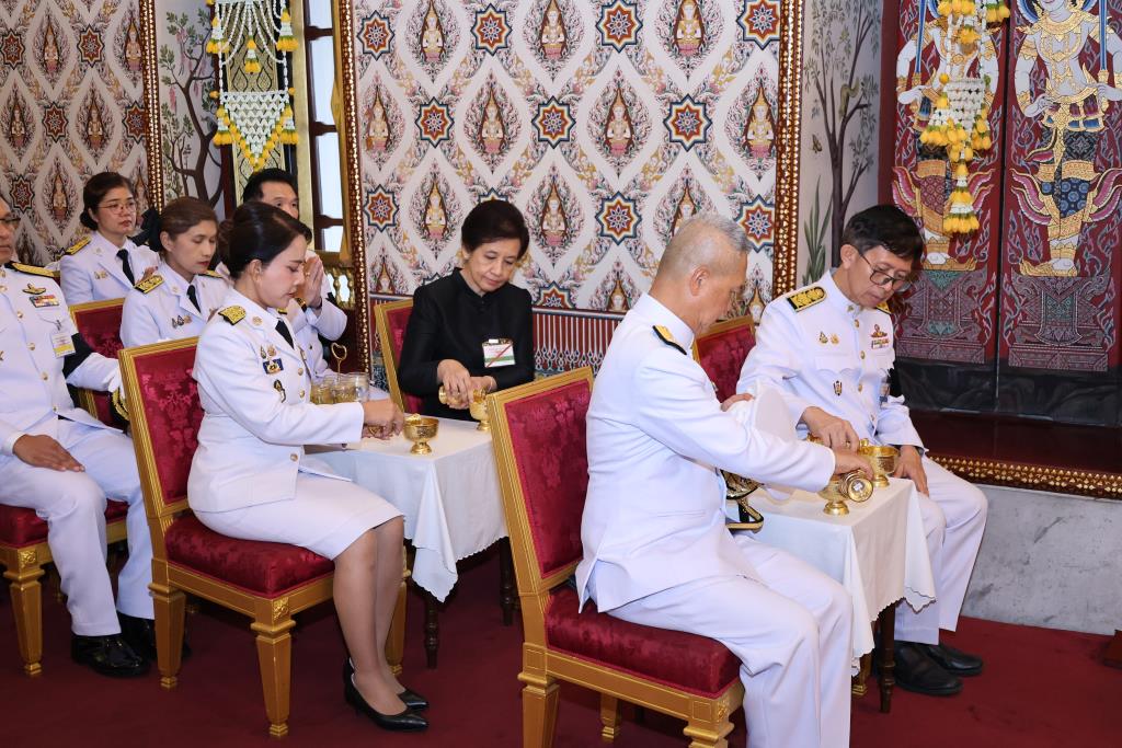 ปปร.18 น้อมสำนึกในพระมหากรุณาธิคุณ ร่วมเป็นเจ้าภาพพระพิธีธรรมสวดพระอภิธรรมพระบรมศพพระพันปีหลวง