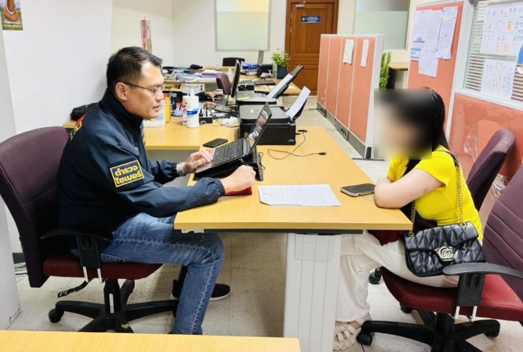 รวบอินฟลูฯ เซ็กซี่ “มะปราง สุธิดา” รับแปะลิงก์เว็บพนัน อ้างช็อตเงิน ศาลสั่งจำคุก 8 เดือน ลดโทษเหลือ 4 เดือน