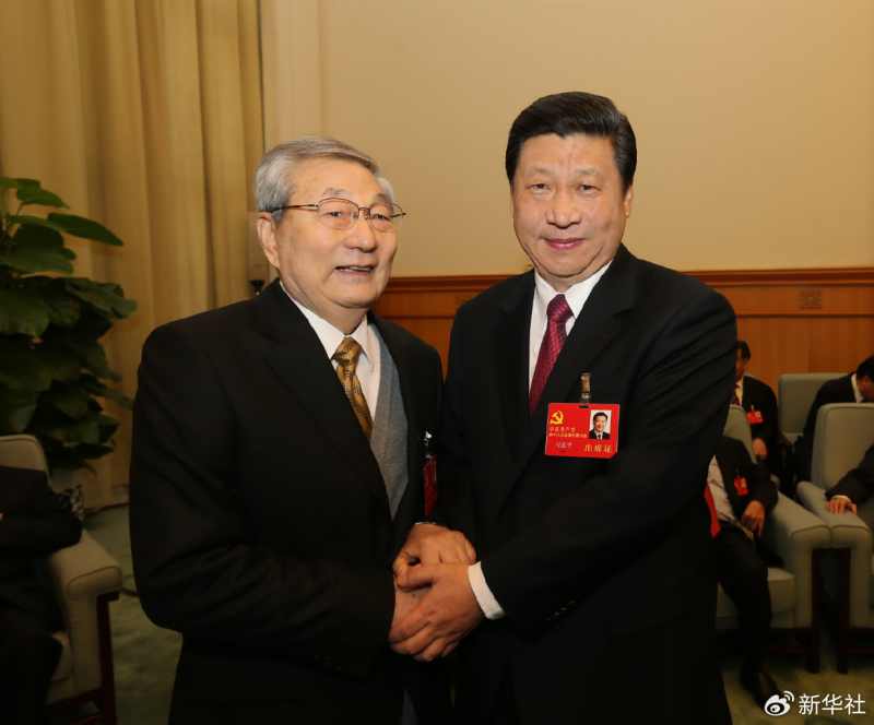 อดีตนายกฯจูหรงจีกับประธานาธิบดีสีจิ้นผิง ปี 2012