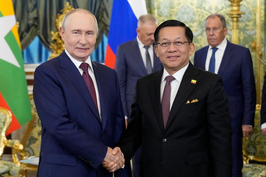 ‘ปูติน’ ต้อนรับ ‘มินอ่องหล่าย’ สุดอบอุ่น หารือกระชับสัมพันธ์-ความร่วมมือหลายด้าน