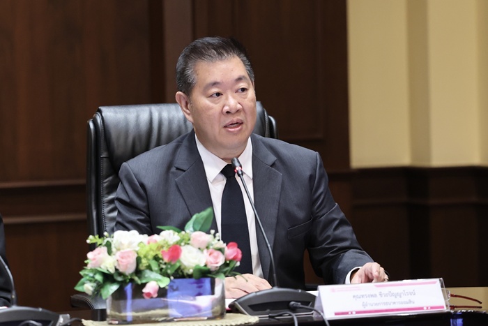 นายทรงพล ชีวะปัญญาโรจน์ ผู้อำนวยการธนาคารออมสิน 