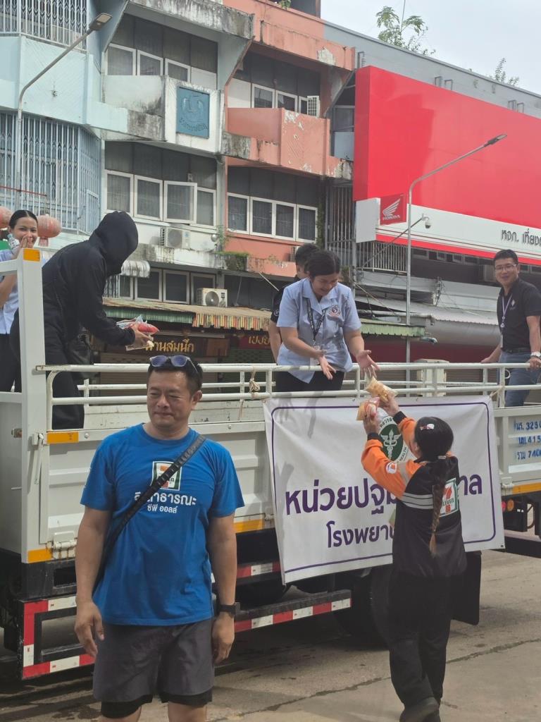 เซเว่น อีเลฟเว่น ร่วมส่งต่ออาหารและเครื่องดื่ม ช่วยเหลือผู้ประสบภัยน้ำท่วม จ.น่าน