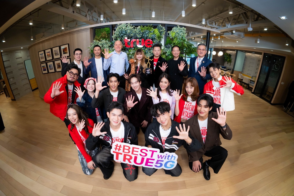 ทรู แสดงยินดี เจเจ–ชนิตา The Winner True AF 2026 มอบรางวัล 1 ล้านบาท พร้อมบทบาทใหม่ “พรีเซนเตอร์ทรู”